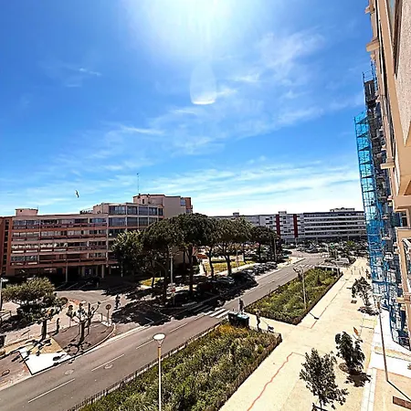 Magnifique A Carnon Apartmán *